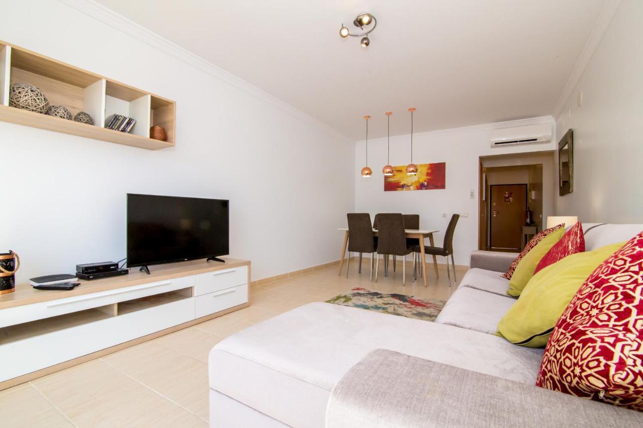 Albufeira Sunny Apartment 2 With Pool By Homing Gale  Exterior photo